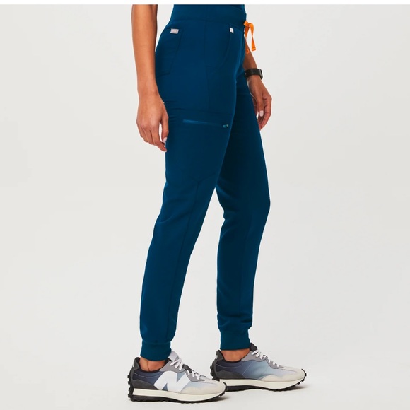 Deep Reef Zamora jogger scrub bottoms - Picture 6 of 9